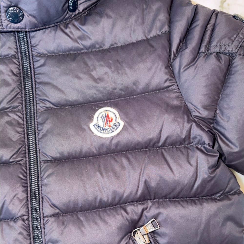 Moncler Dark Blue Hooded Puffer Jacket 2Y - Picture 7 of 12